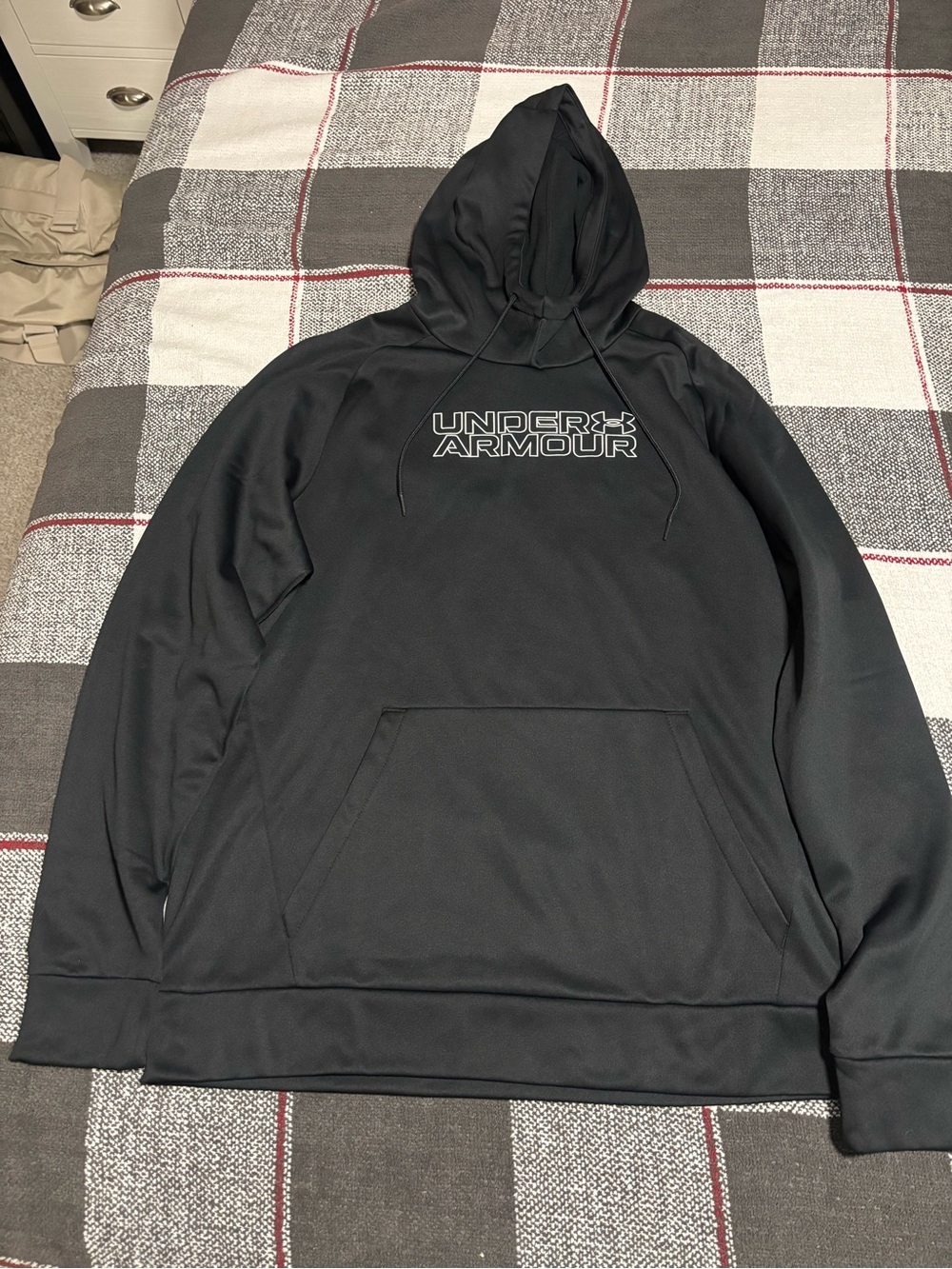 Men’s Under Armour Black Pullover Hoodie with Front Logo